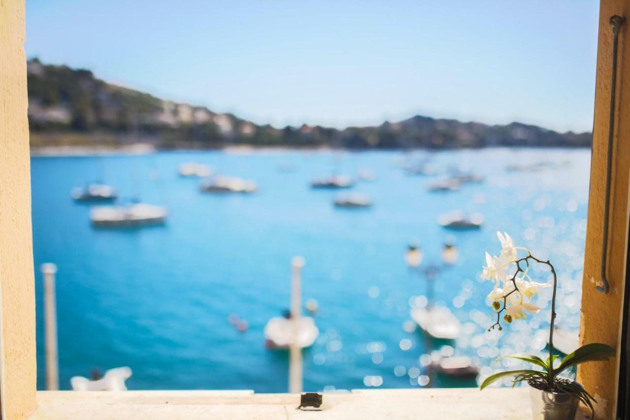 Quai Des Marinieres Ap2015 By Riviera Holiday Homes Villefranche-sur-Mer Exterior photo